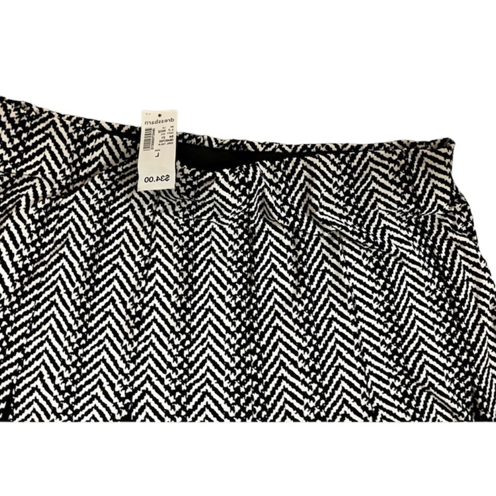 Roz & Ali Black and White Skirt - Picture 3 of 3